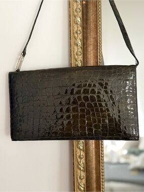 Vintage BCBG Max Azria Olive Green Leather East-West Shoulder Bag